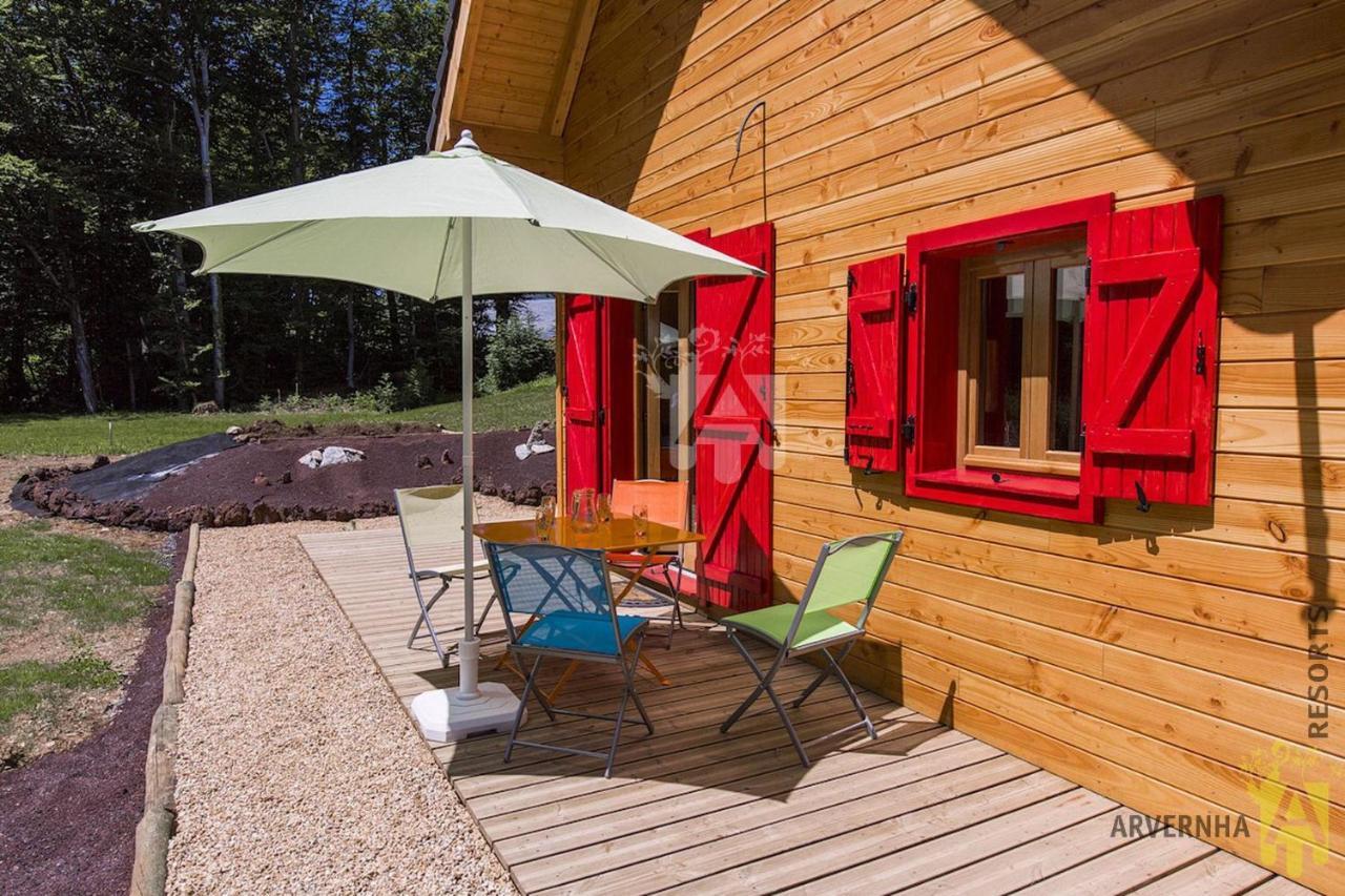 Chalet Des Noisettes Murol Exterior foto